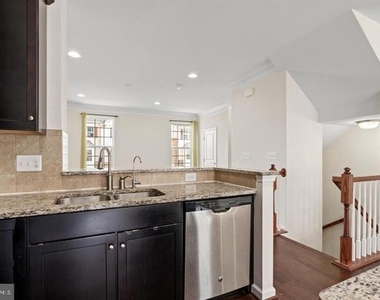 42609 Smokey Embers Terrace - Photo Thumbnail 22