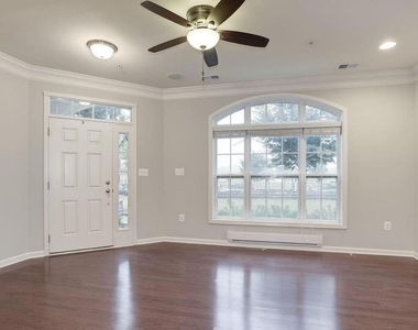 43017 Clarks Mill Terrace - Photo Thumbnail 3