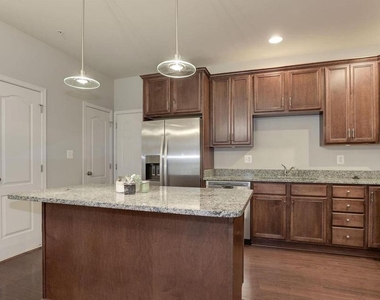 43017 Clarks Mill Terrace - Photo Thumbnail 7