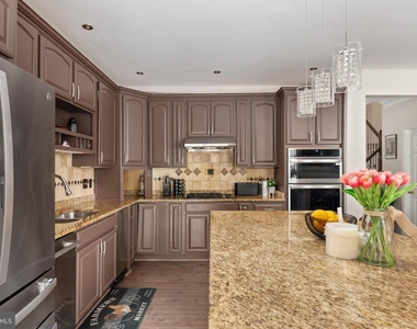21380 Twain Terrace - Photo Thumbnail 12