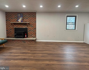 601 Madison Street - Photo Thumbnail 5