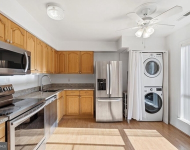 3695 Persimmon Circle - Photo Thumbnail 17