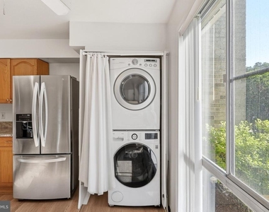 3695 Persimmon Circle - Photo Thumbnail 19