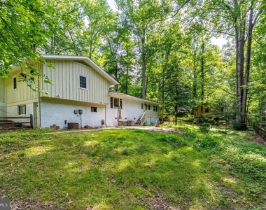 11621 Sourwood Lane - Photo Thumbnail 7