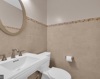 7205 Van Ness Court - Photo Thumbnail 17
