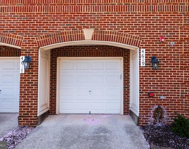 4619 Hummingbird Lane - Photo Thumbnail 2