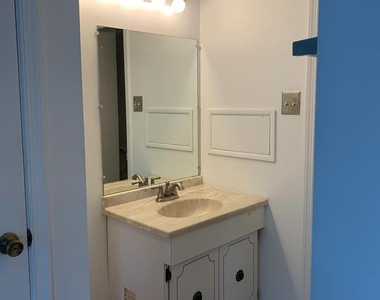 10226 Quiet Pond Terrace - Photo Thumbnail 14