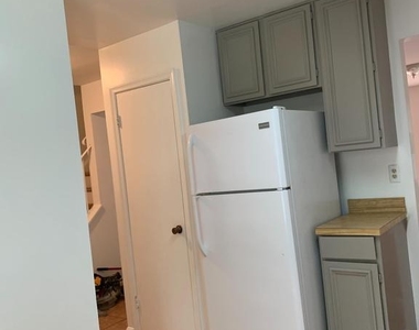 10226 Quiet Pond Terrace - Photo Thumbnail 4