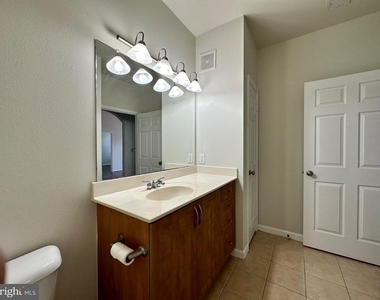 12925 Centre Park Circle - Photo Thumbnail 23