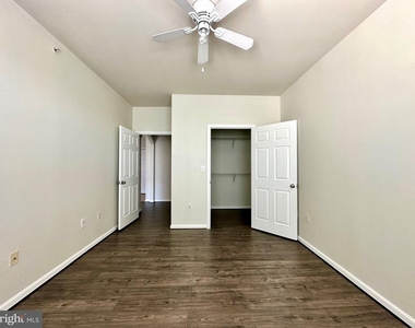12925 Centre Park Circle - Photo Thumbnail 19