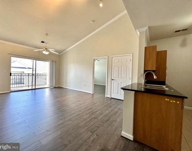 12925 Centre Park Circle - Photo Thumbnail 24