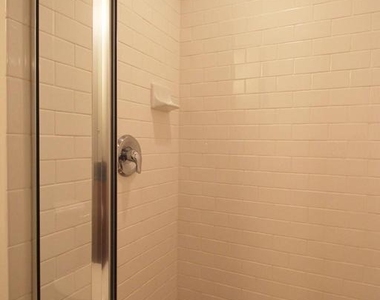 2451 Midtown Avenue - Photo Thumbnail 10