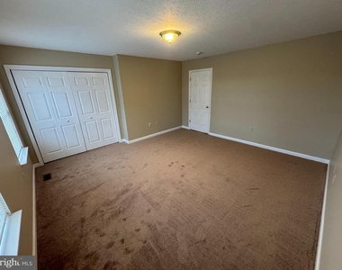 544 Allston Circle - Photo Thumbnail 9