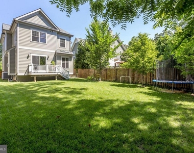 312 Pine Street - Photo Thumbnail 29