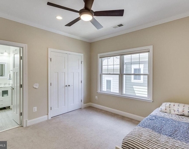 312 Pine Street - Photo Thumbnail 19