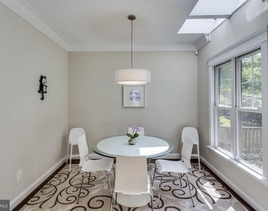 312 Pine Street - Photo Thumbnail 5