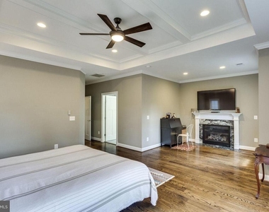 312 Pine Street - Photo Thumbnail 10