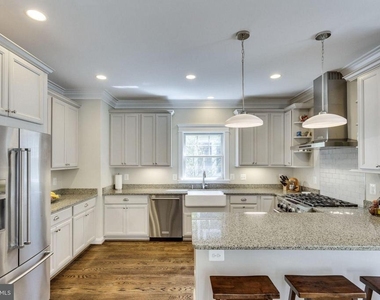 312 Pine Street - Photo Thumbnail 1