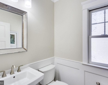312 Pine Street - Photo Thumbnail 7