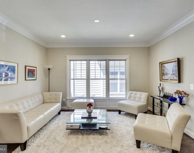 312 Pine Street - Photo Thumbnail 6