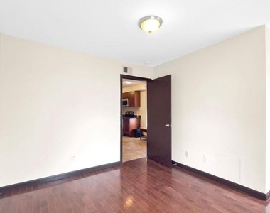 230 Market Street - Photo Thumbnail 3