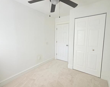 1108 E Stafford Street - Photo Thumbnail 20