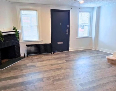 1108 E Stafford Street - Photo Thumbnail 9