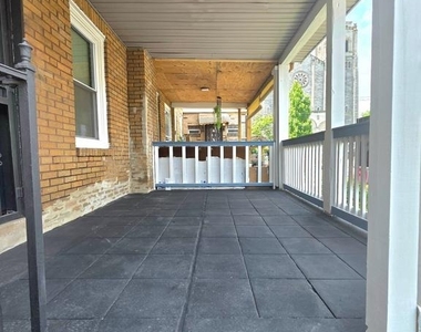 1108 E Stafford Street - Photo Thumbnail 1