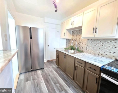 1108 E Stafford Street - Photo Thumbnail 7