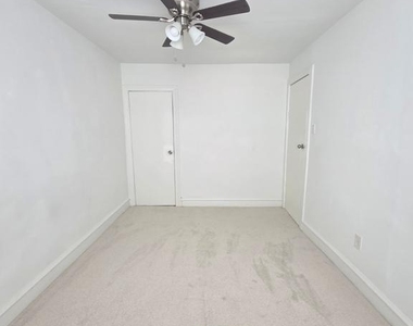1108 E Stafford Street - Photo Thumbnail 24