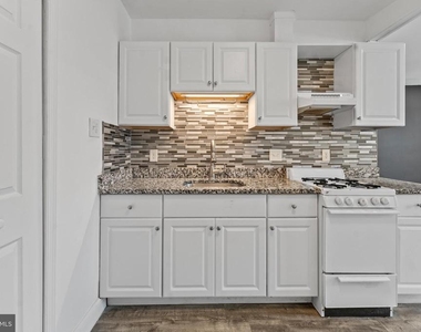 522 S 5th Street - Photo Thumbnail 1