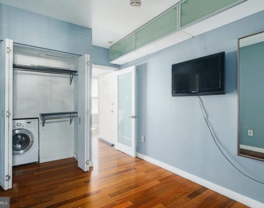 2211 South Street - Photo Thumbnail 7