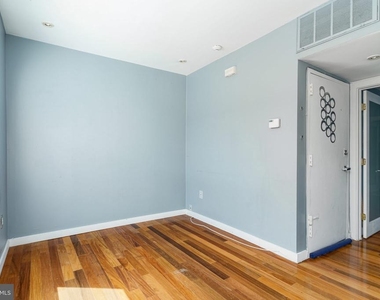 2211 South Street - Photo Thumbnail 5