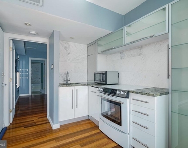2211 South Street - Photo Thumbnail 4