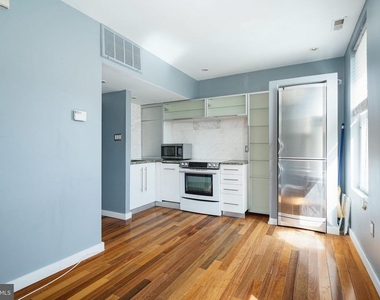 2211 South Street - Photo Thumbnail 1