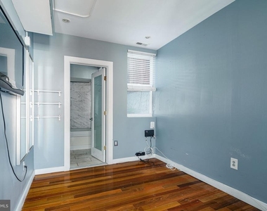 2211 South Street - Photo Thumbnail 6