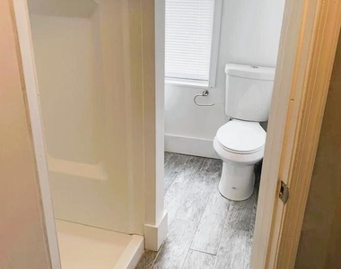 1314 S Myrtlewood Street - Photo Thumbnail 4