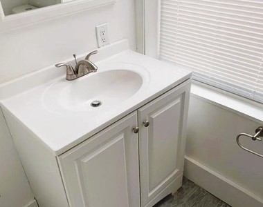 1314 S Myrtlewood Street - Photo Thumbnail 5
