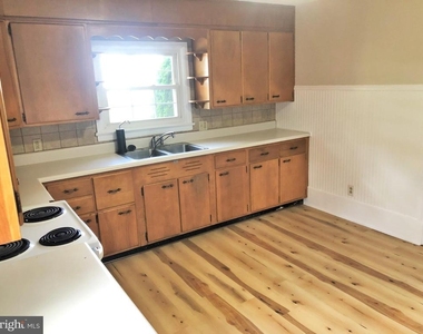 2060 Bridge Road - Photo Thumbnail 7