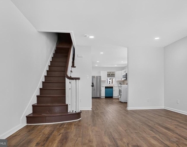 403 Walnut Avenue - Photo Thumbnail 3