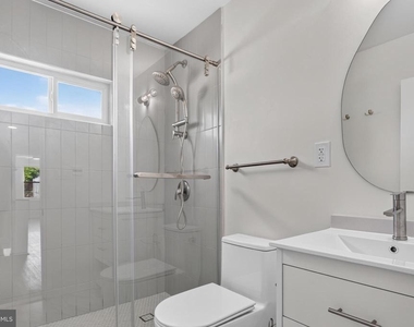 403 Walnut Avenue - Photo Thumbnail 12