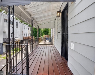 403 Walnut Avenue - Photo Thumbnail 9