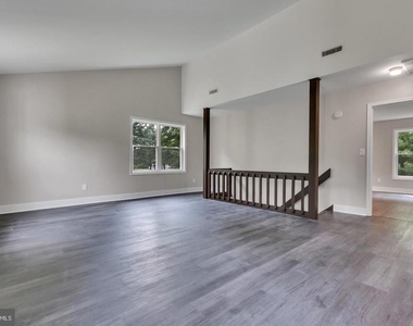 519 Linton Hill Road - Photo Thumbnail 11