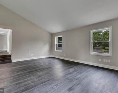 519 Linton Hill Road - Photo Thumbnail 12
