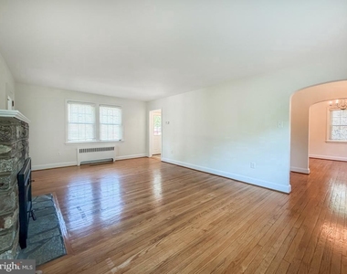 1237 Pine Grove Road - Photo Thumbnail 2