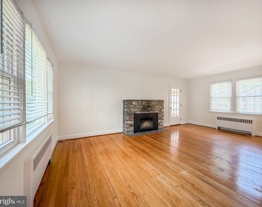 1237 Pine Grove Road - Photo Thumbnail 4