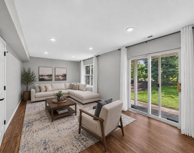 132 S Barrow Place - Photo Thumbnail 7