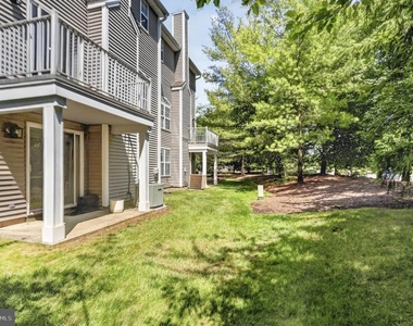 132 S Barrow Place - Photo Thumbnail 35