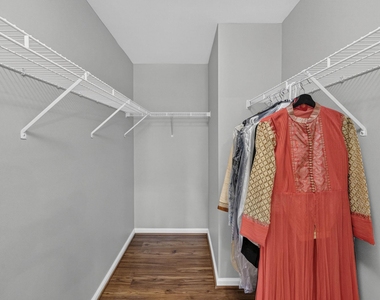 132 S Barrow Place - Photo Thumbnail 29