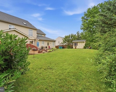 11406 Rolling Green Place - Photo Thumbnail 45